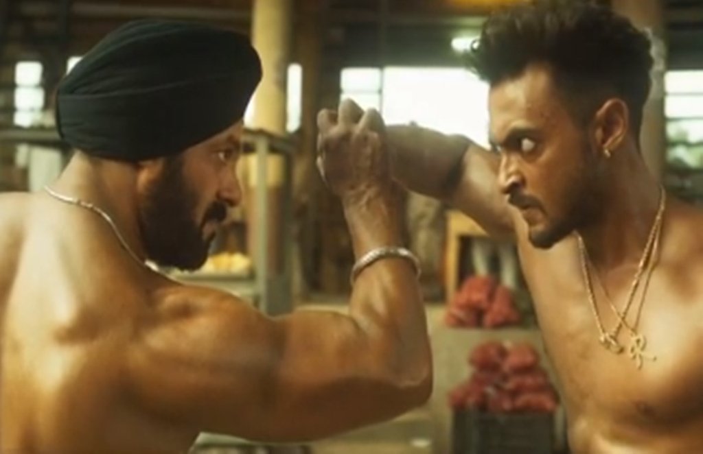 Antim, Antim First Look, Ayush Sharma, Salman Khan, Salman Khan With Ayush Sharma,