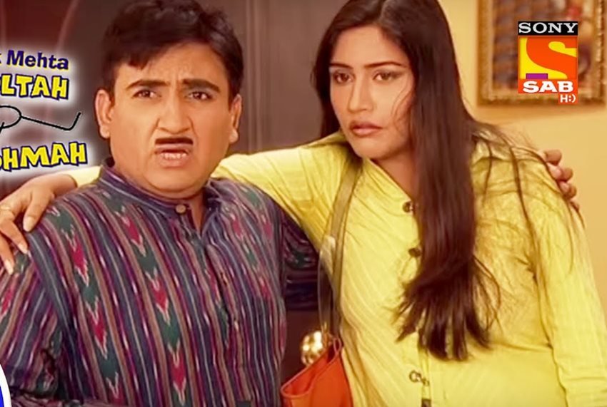 सुरभि चंदना तारक मेहता का उल्टा चश्मा में स्वीटी नाम की सेल्स गर्ल का किरदार निभाती थीँ। शो के मुख्य पात्र जेठालाल के साथ स्वीटी की केमिस्ट्री काफी पसंद की जाती थी।