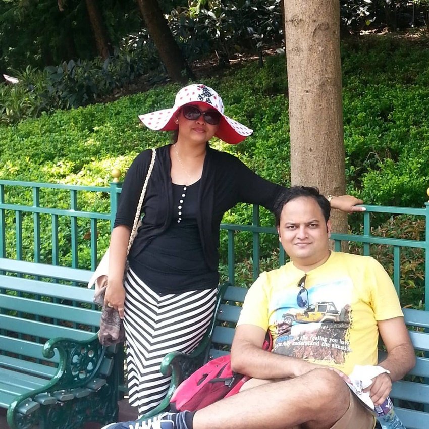 समीर जोशी भी एंटरटेनमेंट के क्षेत्र से जुड़े हुए हैं। वह मराठी सिनेमा में काम करते हैं।