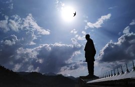 statue of unity, daily cash collection, 5.25 crore missing