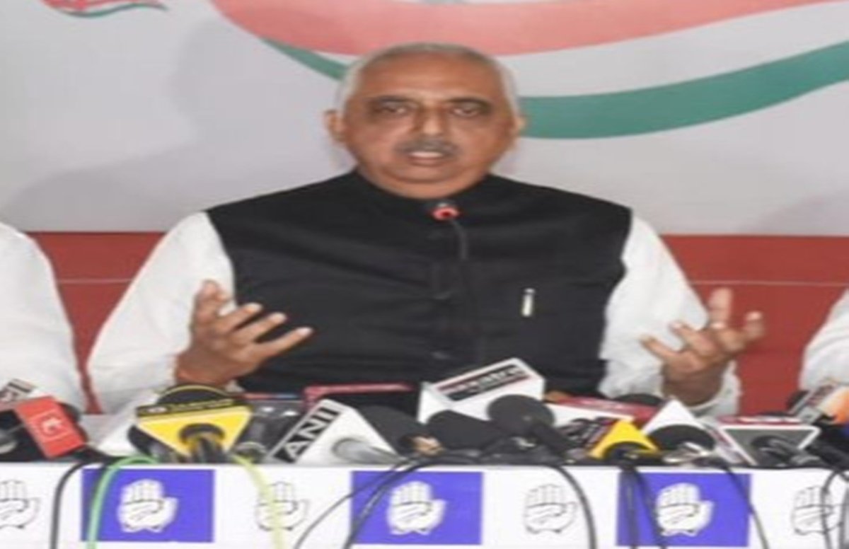 akhilesh pratap singh, sudhanshu trivedi