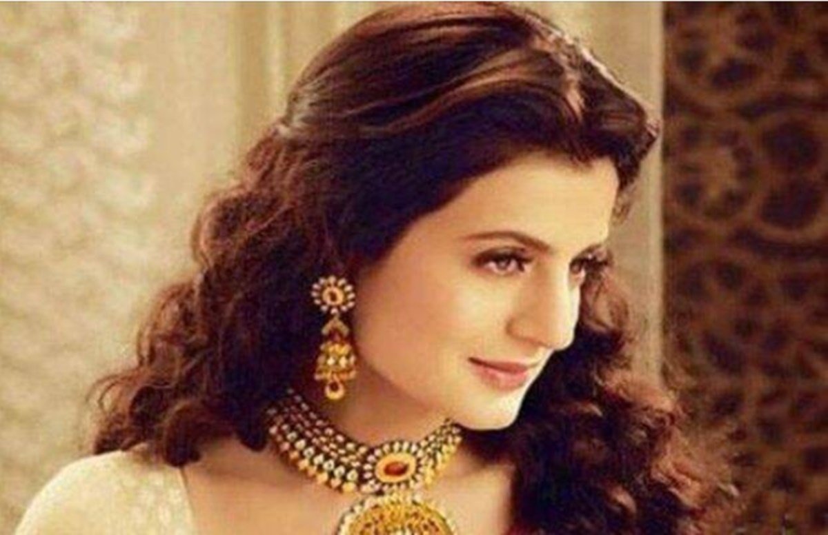 amisha patel, amisha patel viral video, christmas 2020