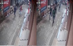 वीडियो: नीतीश राज में अपराधी बेलगाम! दिनदहाड़े बंदूक की नोक पर लूटा 14 किलो सोना