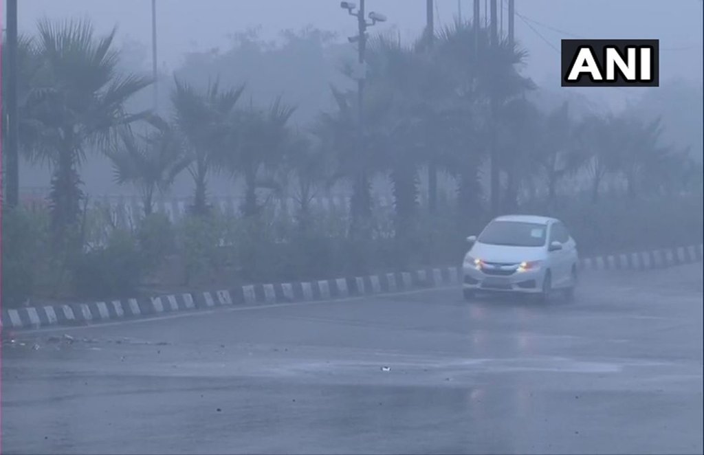 Delhi Rains, Weather