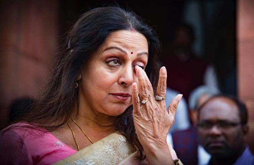 Hema Malini Sunny Deol Rift, Sunny Deol Stepmother, Hema Malini Stepson