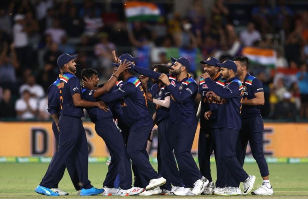 India vs Australia, Virat Kohli, ind vs aus