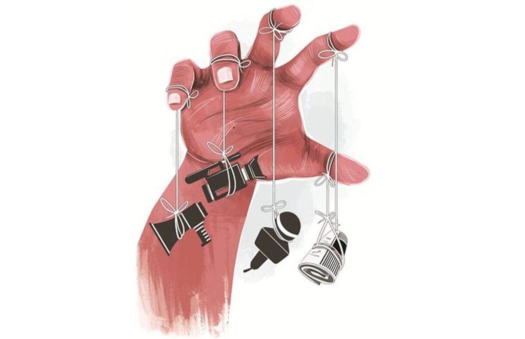 media, farmers protest