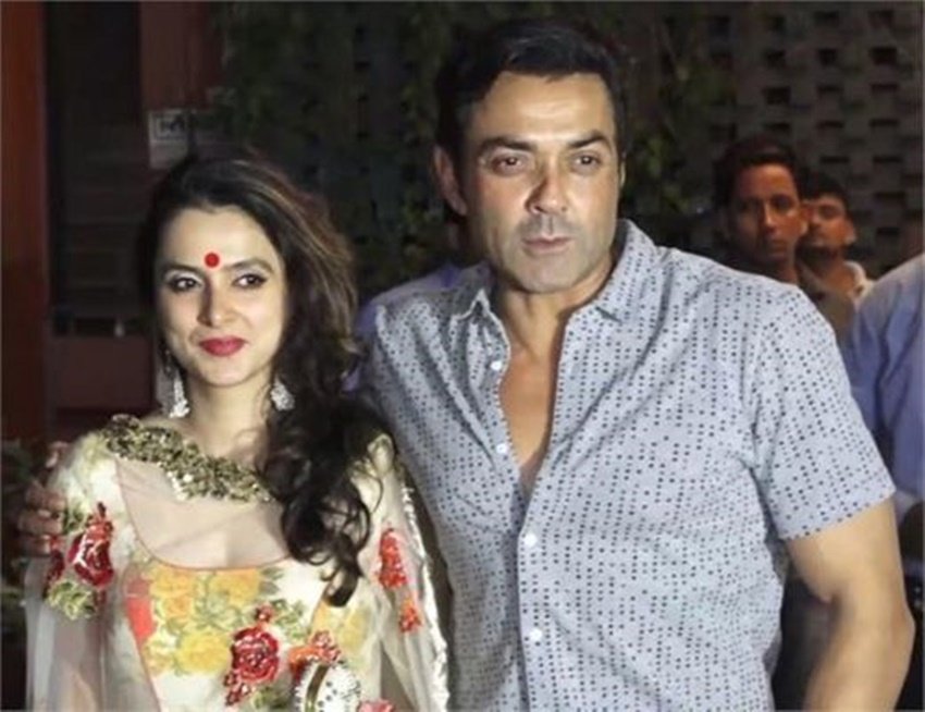 hema Malini Sunny Deol rift, Bobby Deol Step mother