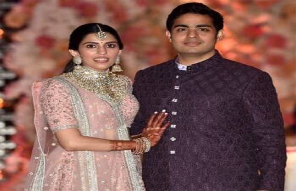 mukesh ambani grandson, akash ambani net worth , akash ambani education