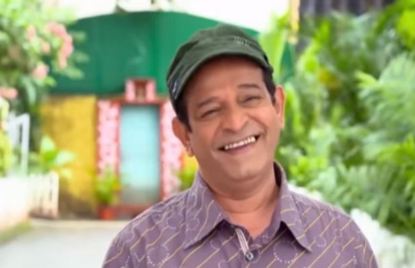 मीडिया रिपोर्टों के मुताबिक अब्दुल यानी शरद सांकला को एक एपिसोड शूट करने के लिए 40 से 45 हजार रूपए तक फीस दी जाती है।