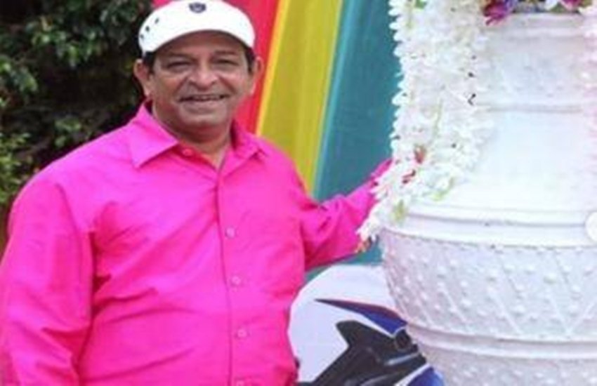 मीडिया रिपोर्टों के अनुसार शरद के दो रेस्टोरेंट हैं। इनमें से एक रेस्टोरेंट का नाम पार्ले प्वॉइंट है, जो कि जुहू में स्थित है। जबकि दूसरे रेस्टोरेंट का नाम चार्ली कबाब है, यह अंधेरी में है।