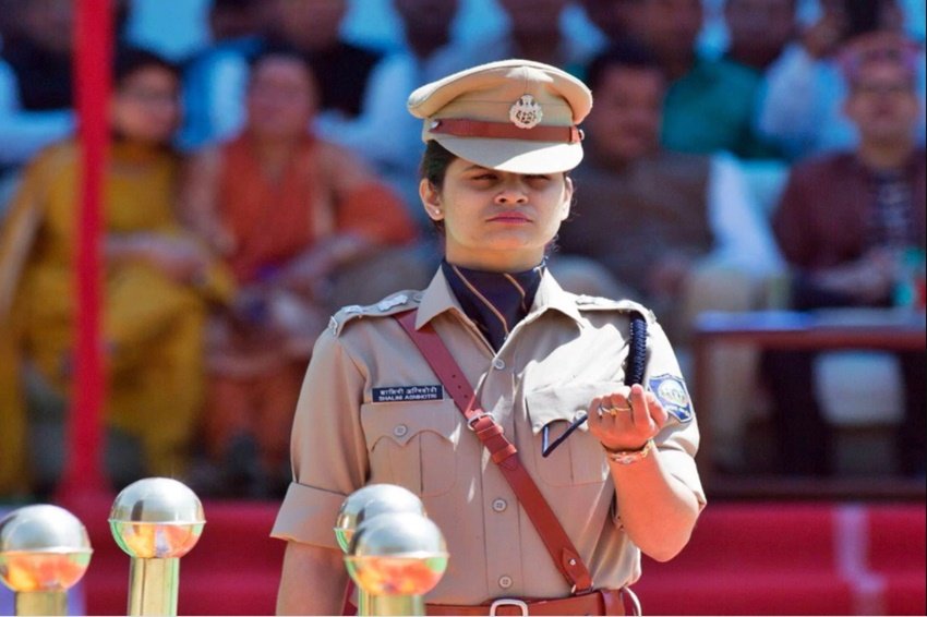 शानिली अग्निहोत्री हिमाचल प्रदेश कैडर की आईपीएस अफसर हैं। हिमाचल में वह कई जिलों की एसपी रही हैं।