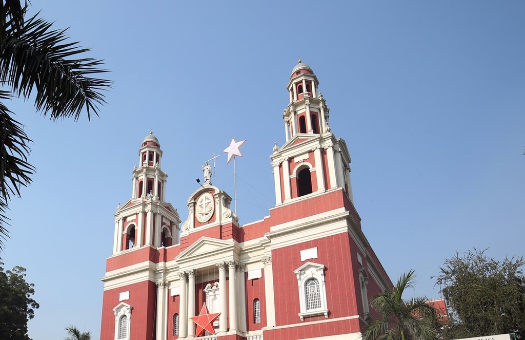 Bishop Cathedral church New Delhi Kerala Kochi