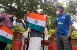 mahatma gandhi, bjp flag