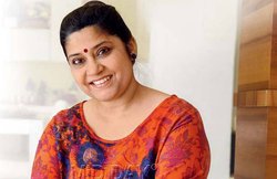 तलाक के बाद खुद से 4 साल छोटे बॉलीवुड ‘विलेन’ से की थी शादी, जानें रेणुका शहाणे और आशुतोष राणा की लव स्टोरी