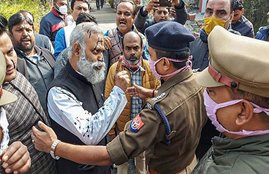 Somnath bharti, up police, yogi adityanath