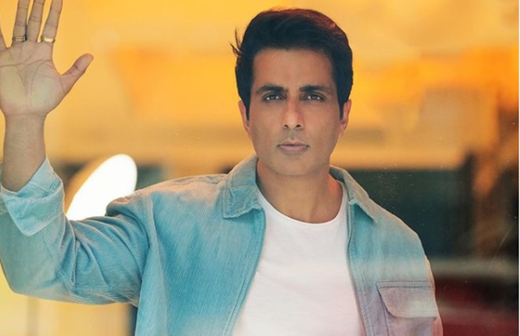 Sonu Sood, BMC, Sonu Sood Vs BMC, Sonu Sood habitually criminal BMC Tells, BMC High Court ON Sonu Sood,