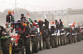 Farmers tractor parede