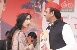 बिहार के ताकतवर नेता की बेटी से अखिलेश यादव की शादी कराना चाहते थे अमर सिंह, मुलायम ने भी शिवपाल को सौंपी थी खास जिम्मेदारी
