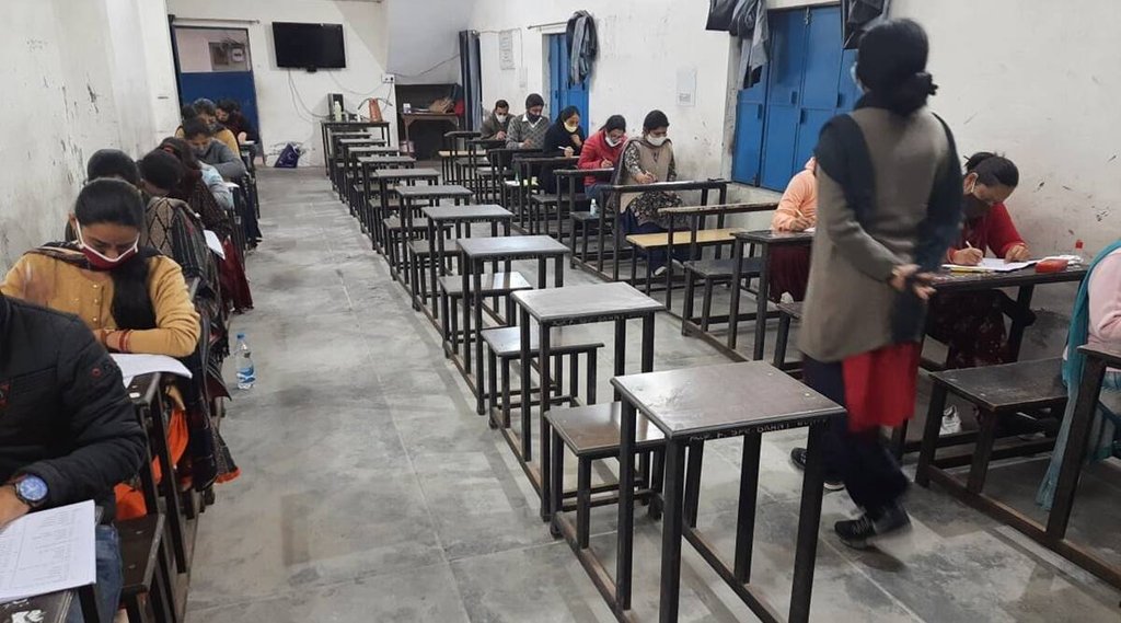 JEE Main 2021, JEE Advanced 2021, CBSE Date Sheet, NEET 2021: स्टूडेंट्स को पता होनी चाहिए ये बातें