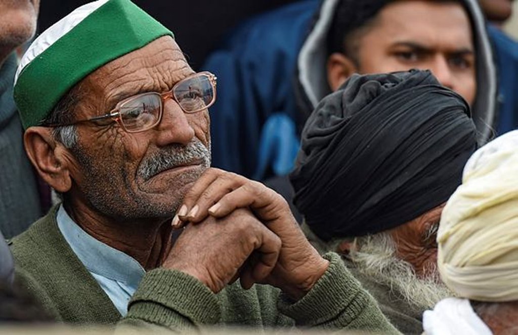 किसानों और सरकार के बीच गतिरोध बना हुआ है। (PTI)