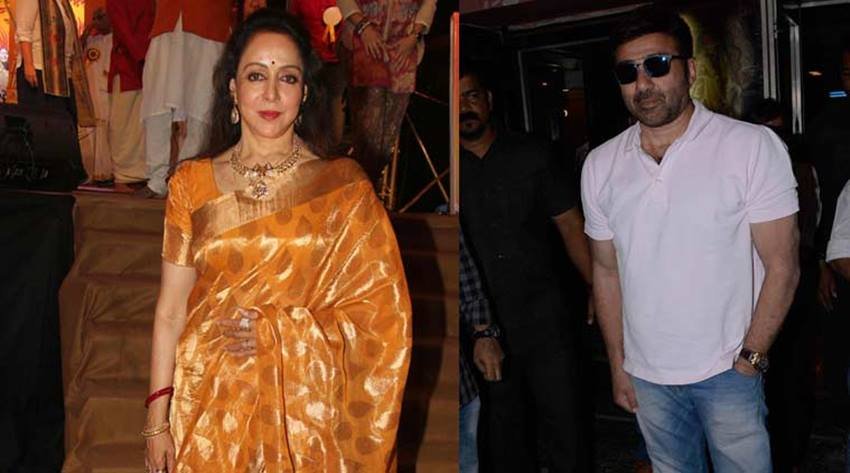 हेमा मालिनी ने खुद बताया भी है कि धर्मेंद्र के पहले परिवार में उनकी एंट्री नहीं थी।