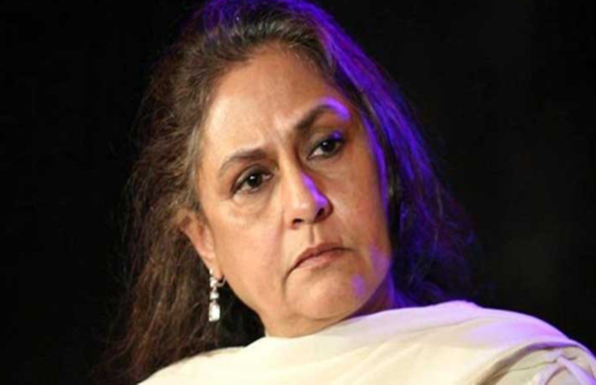Jaya Bachchan, Jaya Bachchan Blast On Paparazzis, Jaya Bachhcan angry on Photographers,