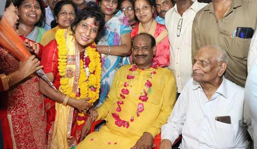 om birla wife, Om birla networth