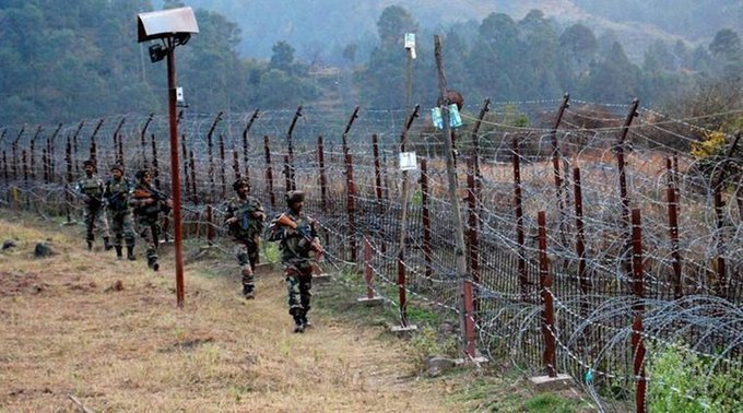 प्रेमिका के घरवालों के डर से भागा युवक पहुंचा पाकिस्तान, परिजनों को सता रही टॉर्चर किये जाने की आशंका