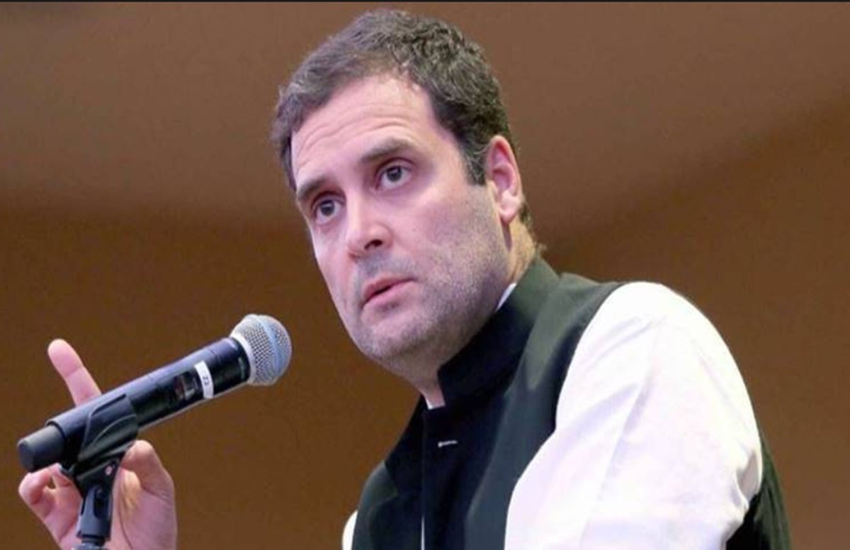 rahul gandhi, arnab goswami, whatsapp chat leak