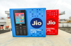 होम डिलीवर भी हो जाता है Jio SIM, घर बैठे चंद क्लिक्स पर यूं मंगा सकते हैं; जानें- तरीका