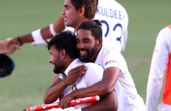 ICC Rankings: ऋषभ पंत बने दुनिया के नंबर एक विकेटकीपर-बल्लेबाज, मार्नस लाबुशेन ने विराट कोहली को छोड़ा पीछे