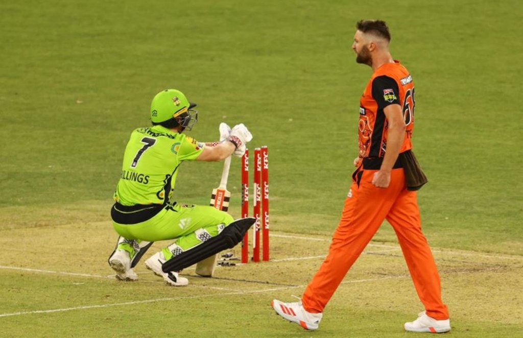 BBL 10, Sam Billings, explosive, Sydney Thunder, Colin Munro