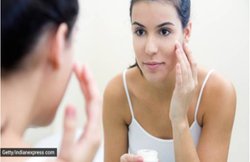 सर्दियों में खो गया है चेहरे का ग्लो? इन पांच तरीकों से बनाएं चेहरे को स्वस्थ और चमकदार