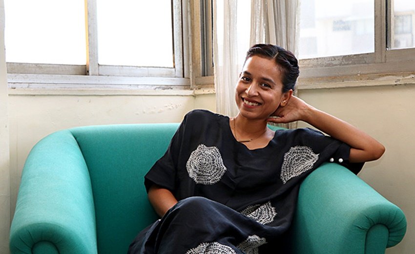 तिल्लोतमा ने अपने फिल्मी करियर की शुरुआत साल 2001 में फिल्म मानसून वेडिंग से की थी। इसके बाद उन्होंने दर्जनों हिंदी औऱ बंगाली फिल्मों में काम किया।