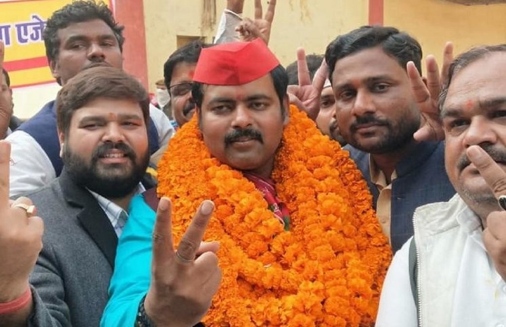 akhilesh yadav, covid vaccine, corona virus, BJP, samajwadi party, ashutosh singha, uttar pradesh, yogi adityanath,