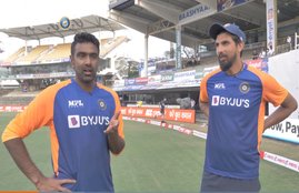 Ashwin welcomes Ishant 300 wicket club