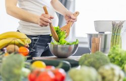 पेट की परेशानियां दूर करने के लिए खाने से जुड़े इन नियमों को करें फॉलो, मिलेगा फायदा