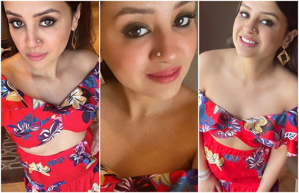 Sakshi Singh Dhoni MS Dhoni Wife Selfie Sania Mirza Hottie