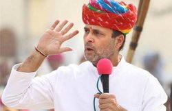 राजस्थान में राहुल गांधीः ट्रैक्टर चला बोले- कृषि कानूनों के जरिए PM मोदी 40% कृषि व्यापार अपने 2 मित्रों के हवाले करना चाहते हैं