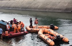 MP: सीधी में दर्दनाक हादसा! नहर में गिरी यात्रियों से भरी बस, मृतकों की संख्या बढ़कर हुई 49