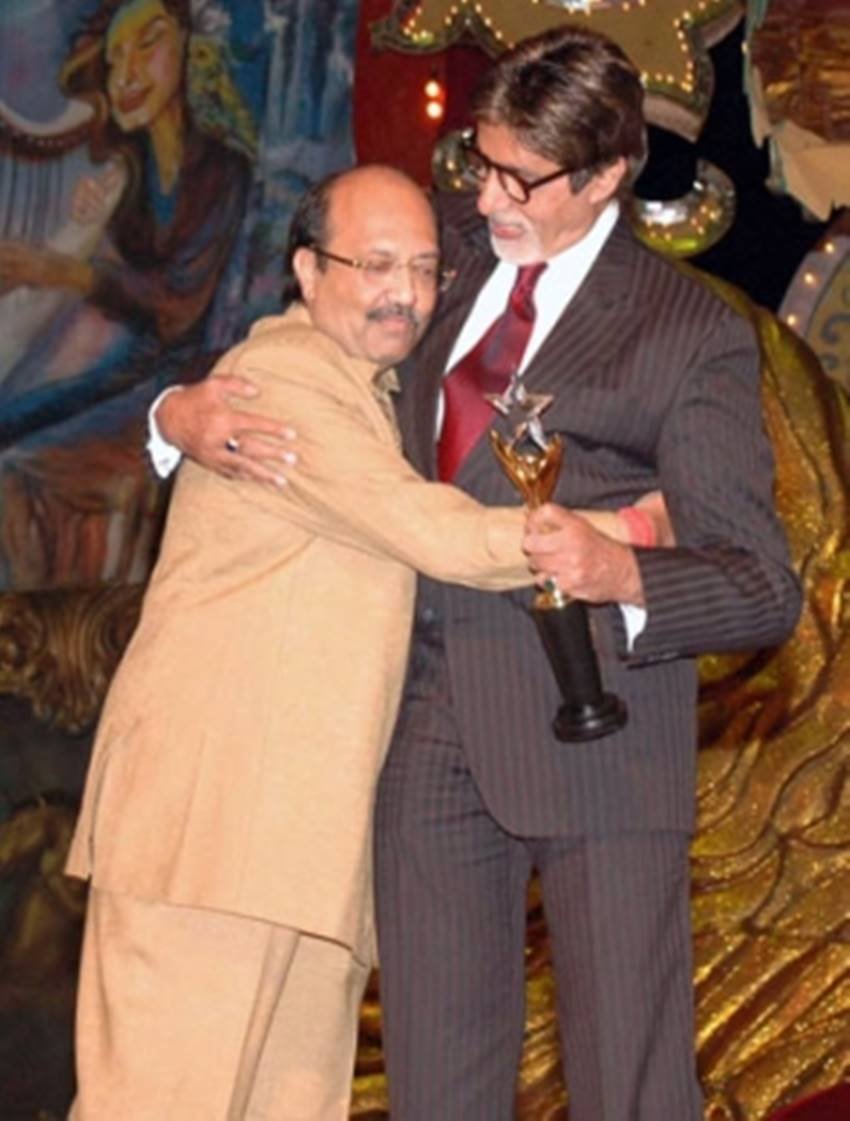amar singh Dimple kapadia Relation, Amar Singh Wife