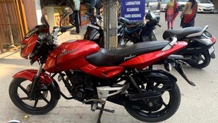 second hand bike, Bajaj Pulsar 150cc, Bajaj Pulsar 150cc bike