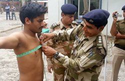 CISF में एसआई, एएसआई, हेड कांस्टेबल और कांस्टेबल के पदों पर निकलीं नौकरी, आयु सीमा 50 साल