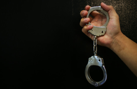 Mumbai Police,Gehana Vasisth, porn films shooting in mumbai, porn films racket master roya khan, porn film industry in mumbai, Mumbai Police Crime Branch, mumbai crime news, models indulged in porn films racket, Metro News, Metro News in Hindi, Latest Metro News,jansatta