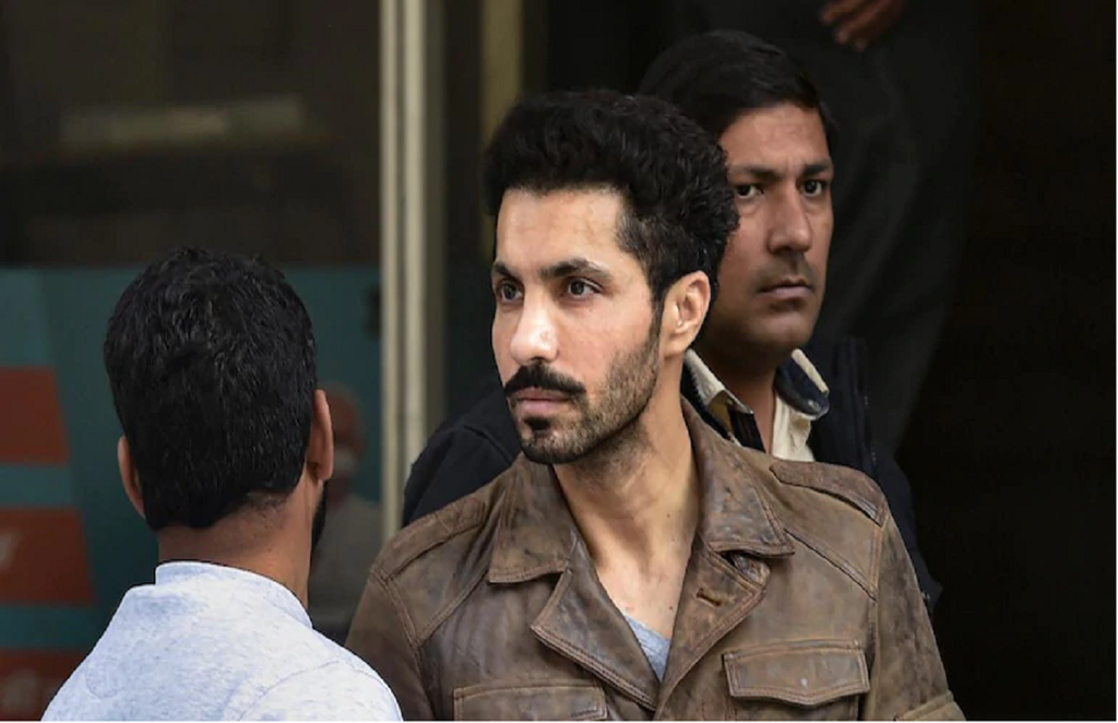 Punjabi actor Deep Sidhu, Delhi Police Special Cell, protesting farmers stormed Red Fort, Deep Sidhu fled to Punjab, Punjab Haryana border, January 26 violence