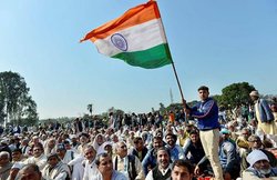 क्या आप आंदोलनजीवी हैं? पैनलिस्ट से पूछने लगे अर्नब गोस्वामी