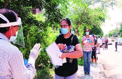 Sarkari Naukri: 8वीं 10वीं पास से लेकर पोस्ट ग्रेजुएट और डिप्लोमा वालों तक के लिए निकली हैं सरकारी नौकरी