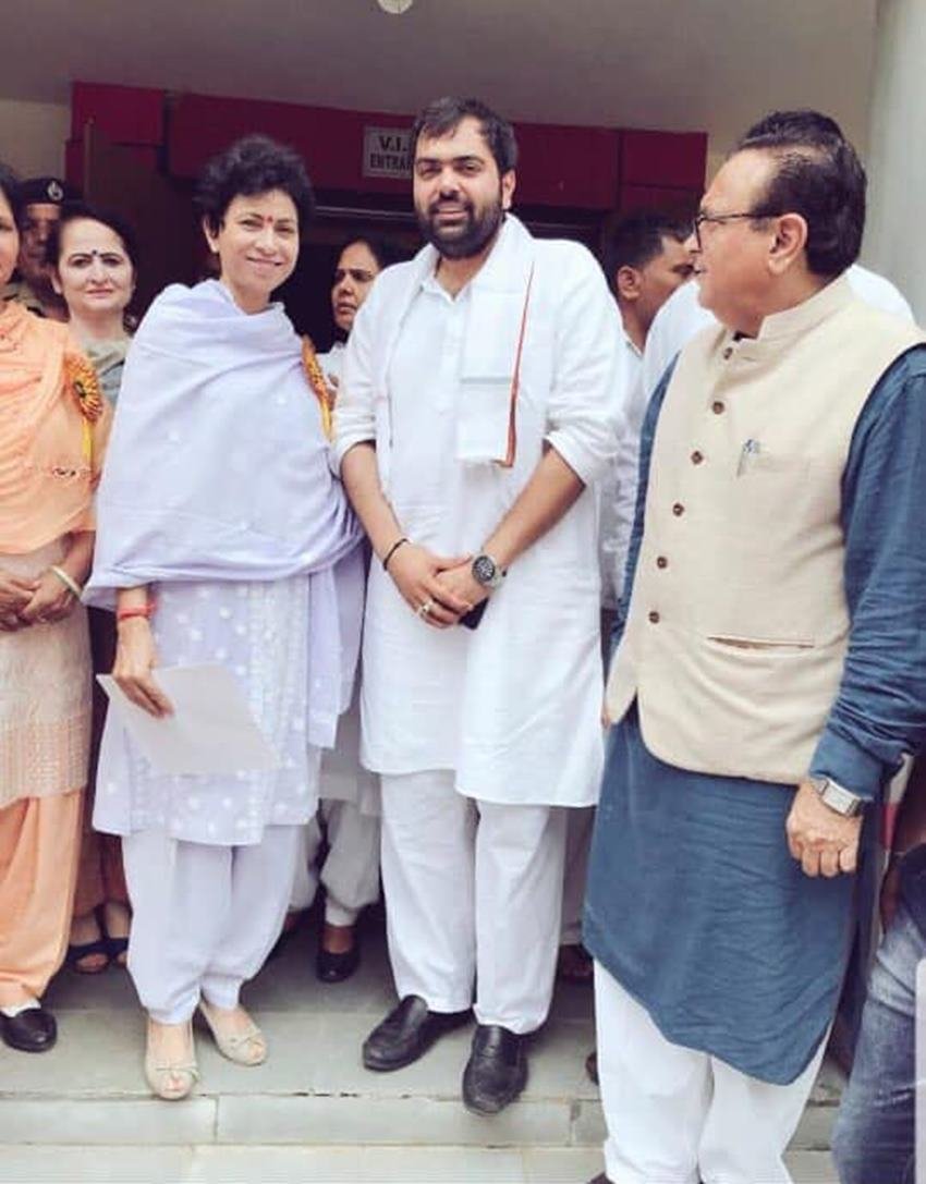 Rajlakshmi Yadav Dimple Yadav, Akhilesh Yadav SP, Mulayam Singh second wife