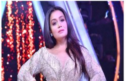 एंग्जाइटी और स्ट्रेस से जूझ चुकी हैं नेहा कक्कड़, Indian Idol-12 के सेट पर सुनाई आपबीती